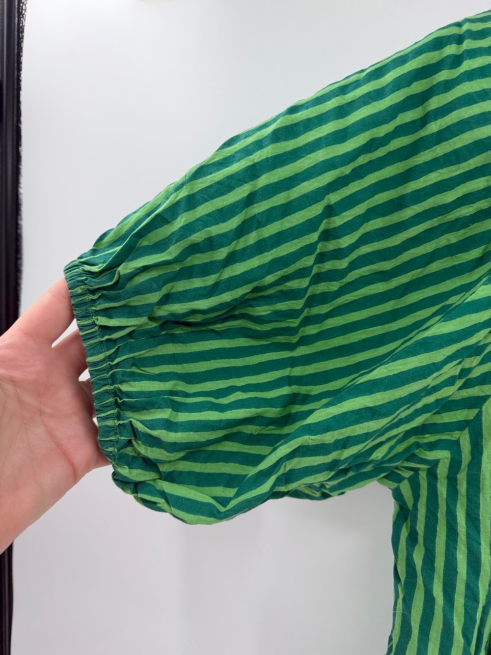 Printfresh Women's V-neck 100% Organic Cotton Puff Sleeve Top - Green Stripes M - Picture 4 of 6